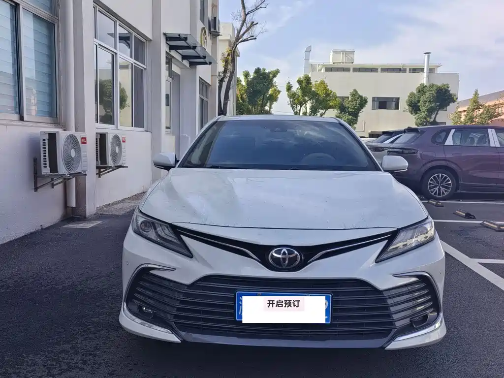 Camry 2021 2.0G Deluxe Edition купить на сайте DeffCars