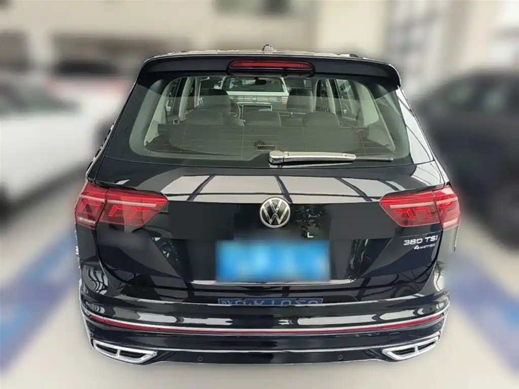 Tiguan L 2024 330TSI automatic two-wheel drive R-Line version купить на сайте DeffCars