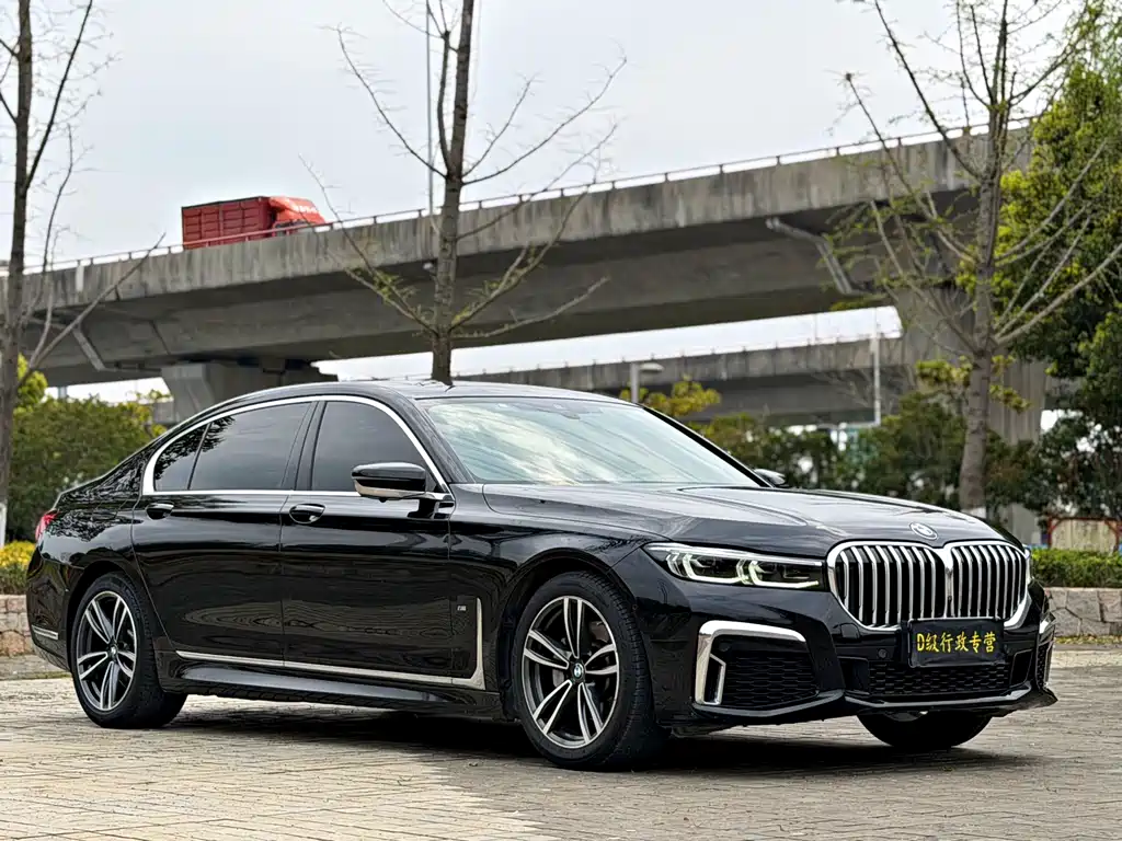 BMW 7 Series 2021 730Li M Sports Package купить на сайте DeffCars