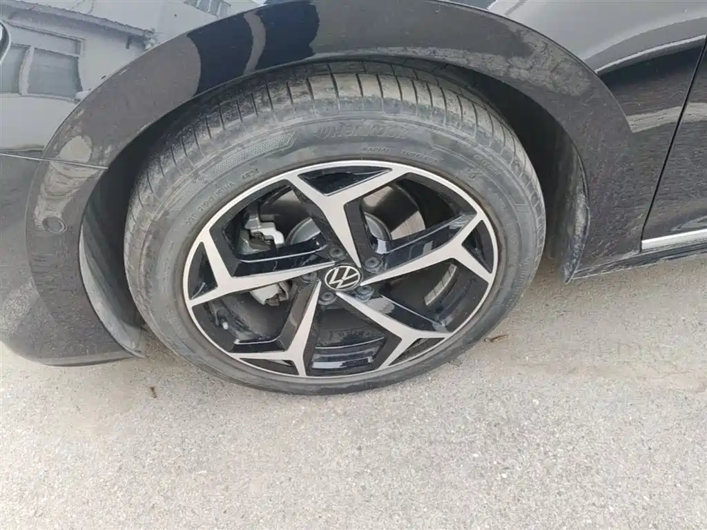 Passat 2025 Outstanding Model 380TSI Starry Sky Dragon Edition купить на сайте DeffCars