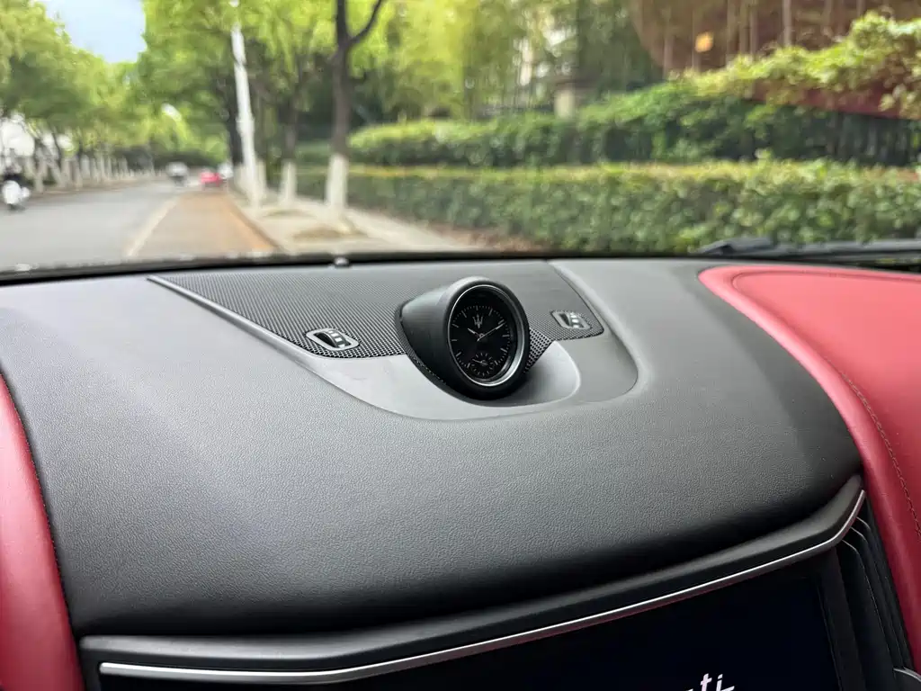 Levante 2022 3.0T Modena купить на сайте DeffCars