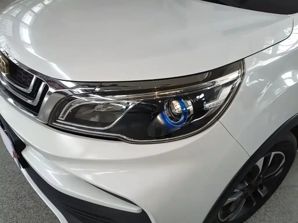 Vision X3 2019款 升级版 1.5L CVT精英型 купить на сайте DeffCars