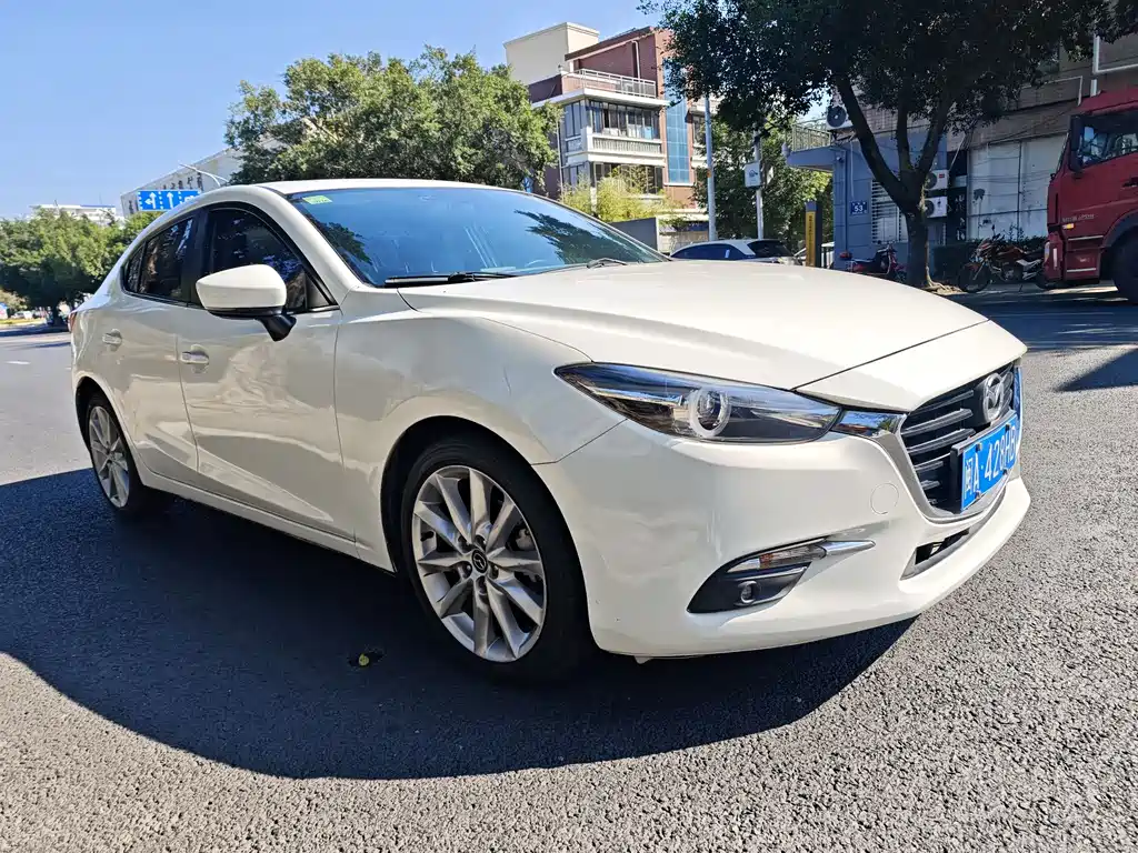 Mazda3 Angkesela 2017 Sedan 2.0L Automatic Premium National V купить на сайте DeffCars
