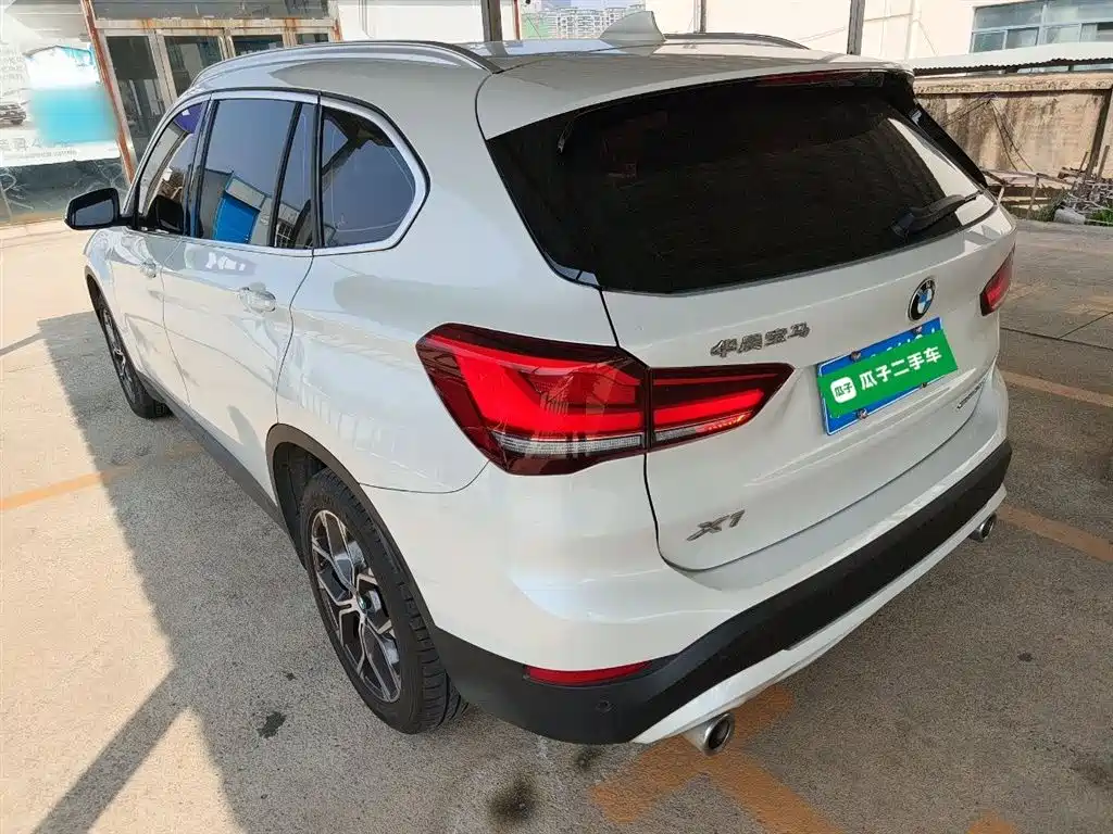BMW X1 2021 sDrive25Li Leading Model купить на сайте DeffCars
