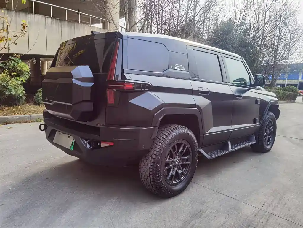 Warrior 917 2023 extended range basic version купить на сайте DeffCars