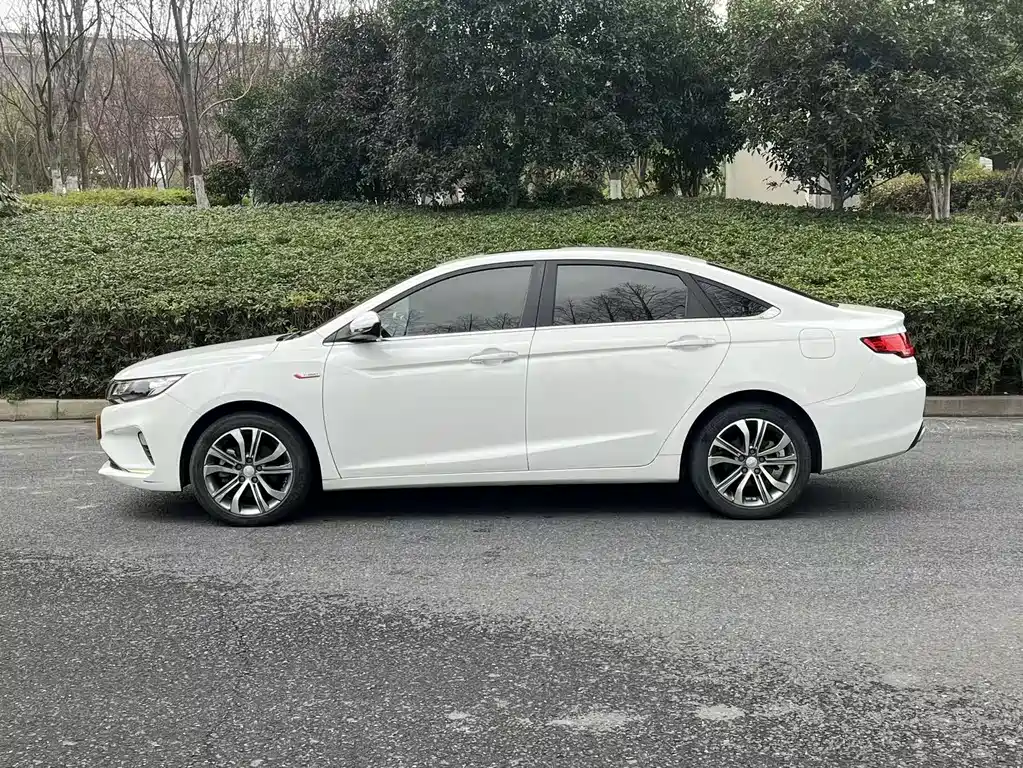 Emgrand GL 2019 1.4T CVT Elite Intelligent Edition купить на сайте DeffCars