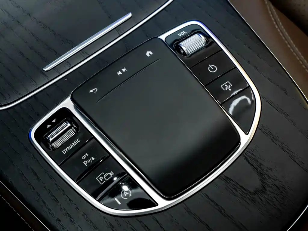 Mercedes E-Class 2023 E 300 L luxury model купить на сайте DeffCars
