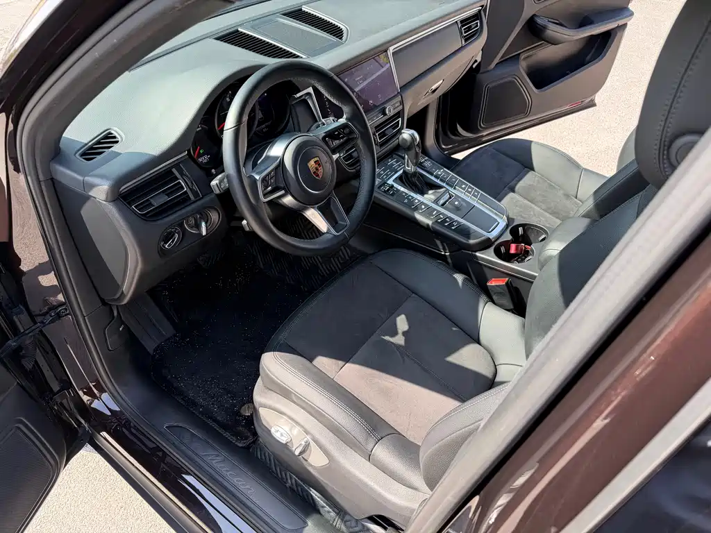 Macan 2018 Macan 2.0T купить на сайте DeffCars