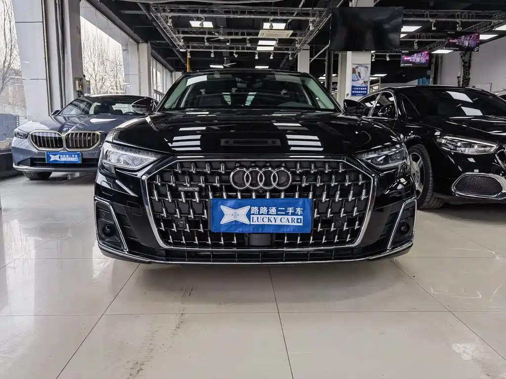 Audi A8 2023 A8L 50 TFSI quattro Premium Selection купить на сайте DeffCars