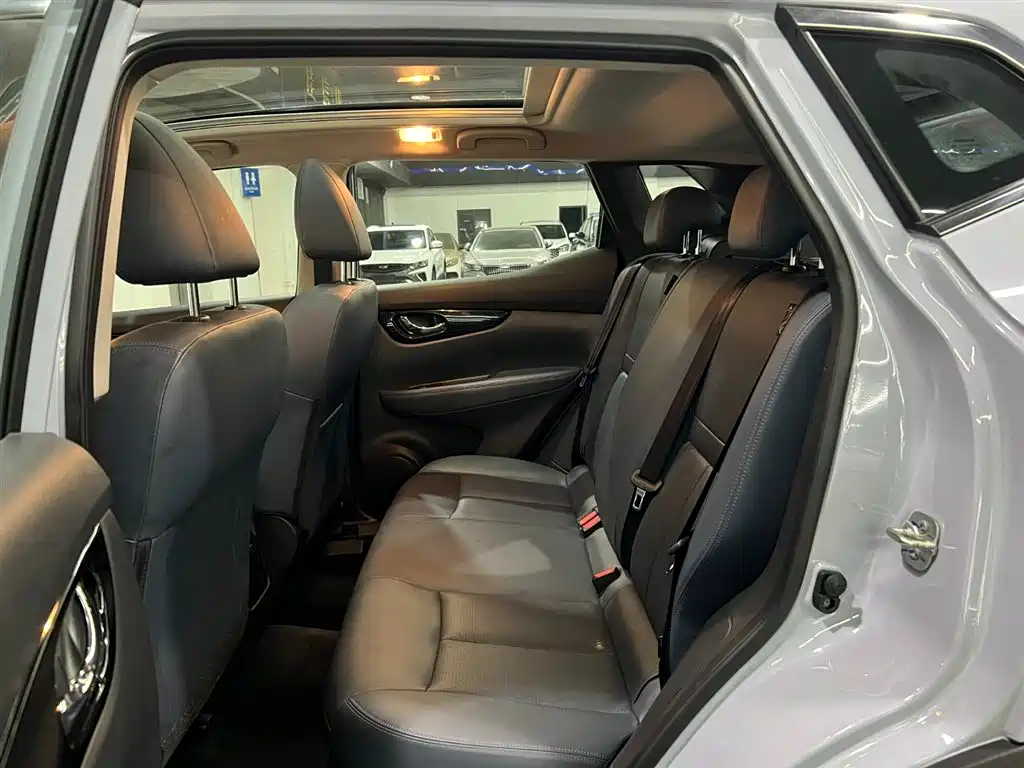 Qashqai 2025 Honor 2.0L CVT XV+ Leading Edition купить на сайте DeffCars