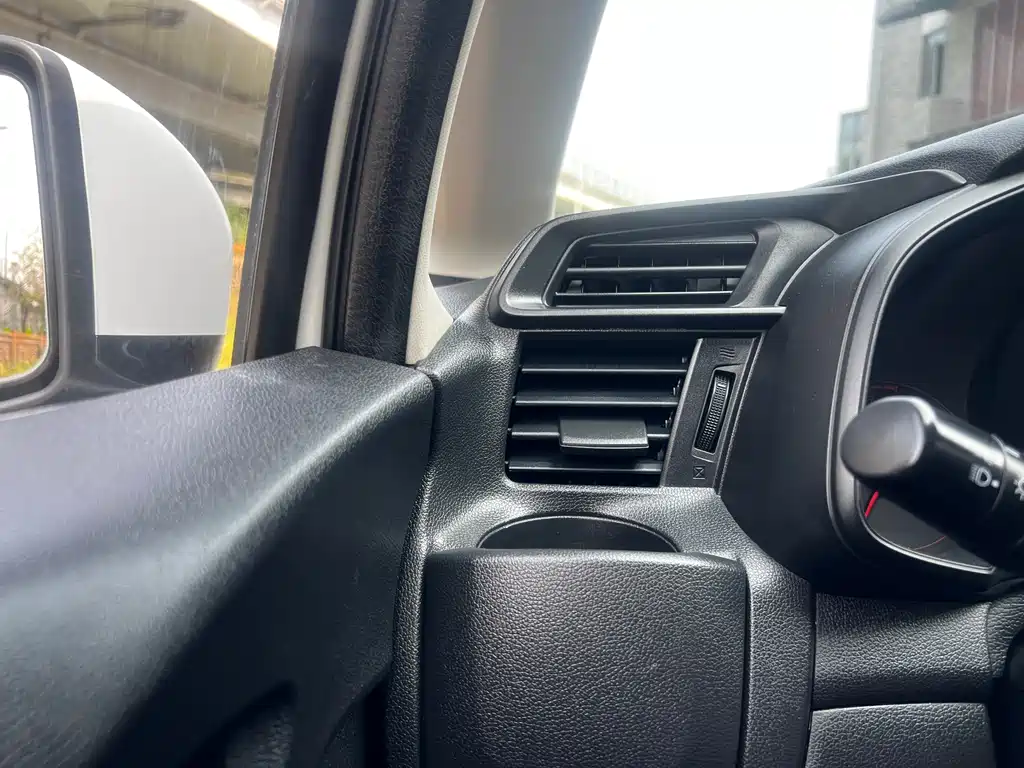 Fit 2016 1.5L LX manual comfort model купить на сайте DeffCars