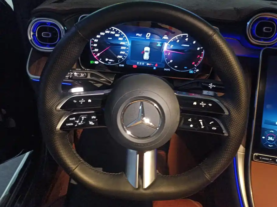 Mercedes-Benz GLC 2025 facelift GLC 300 L 4MATIC dynamic 5-seater купить на сайте DeffCars