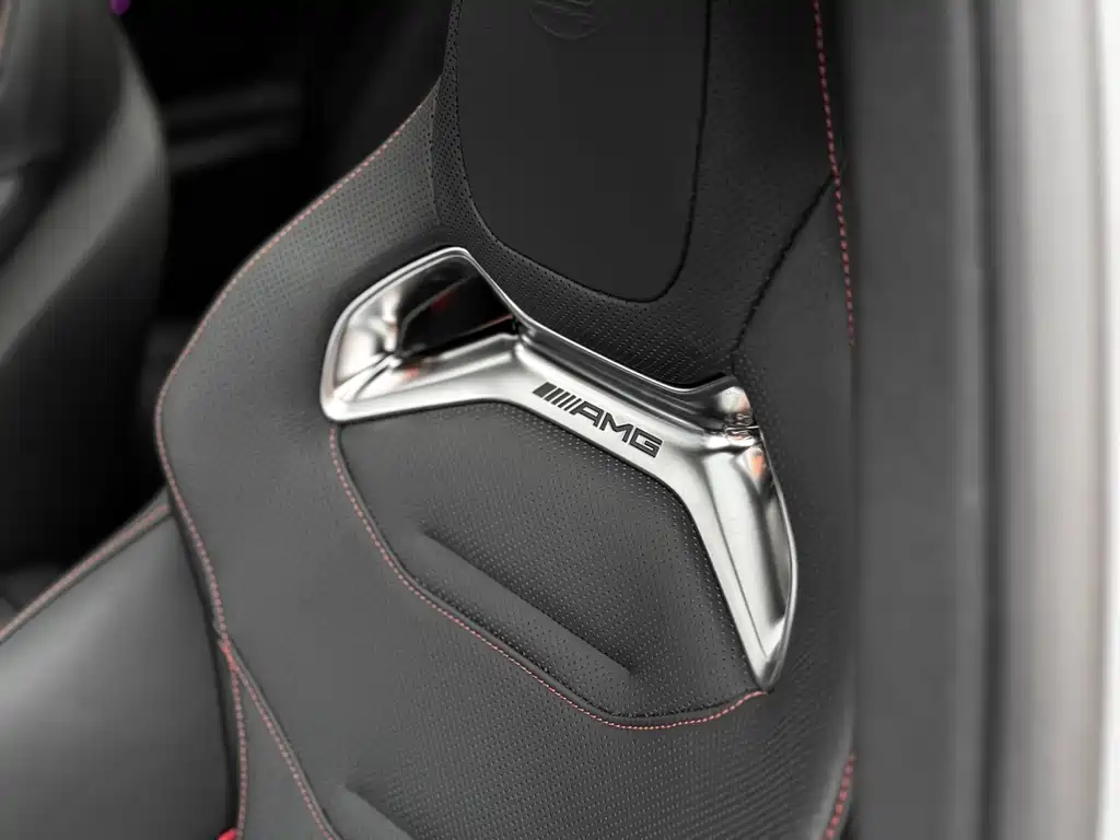 Mercedes-Benz C-Class AMG New Energy 2024 AMG C 63 S E PERFORMANCE F1 Special Edition купить на сайте DeffCars