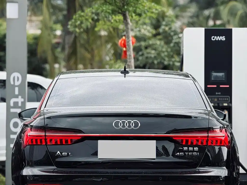Audi A6L 2025 45 TFSI Premium Dynamic Model купить на сайте DeffCars