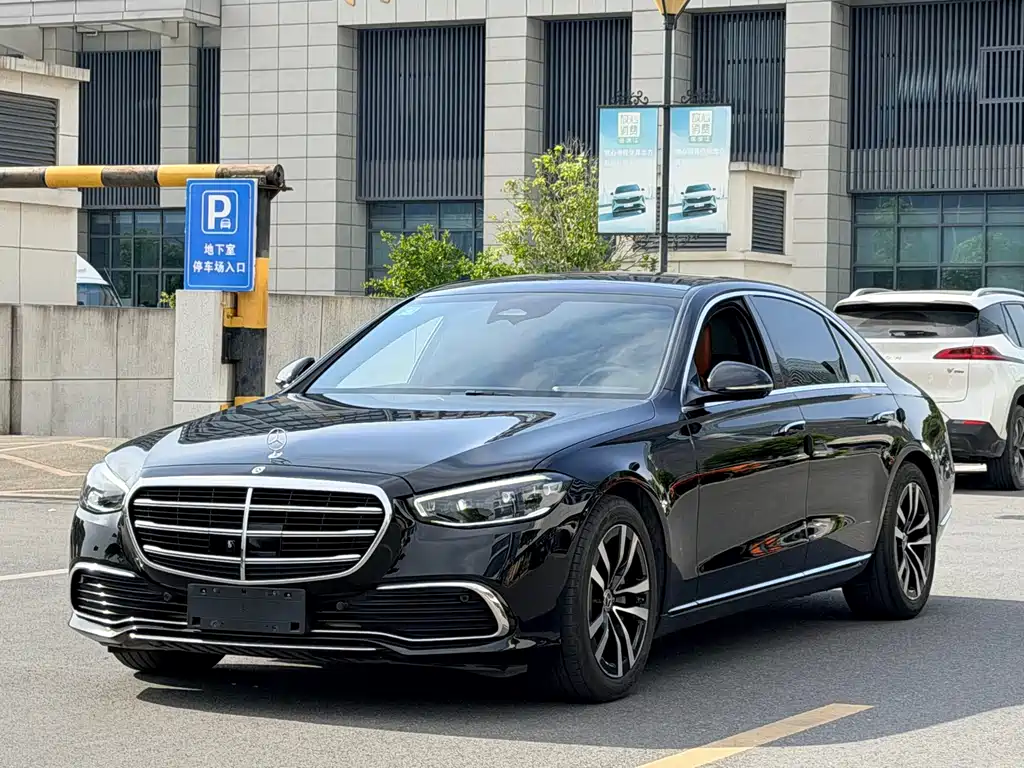 Mercedes-Benz S-Class 2023 S 400 L Luxury Model купить на сайте DeffCars