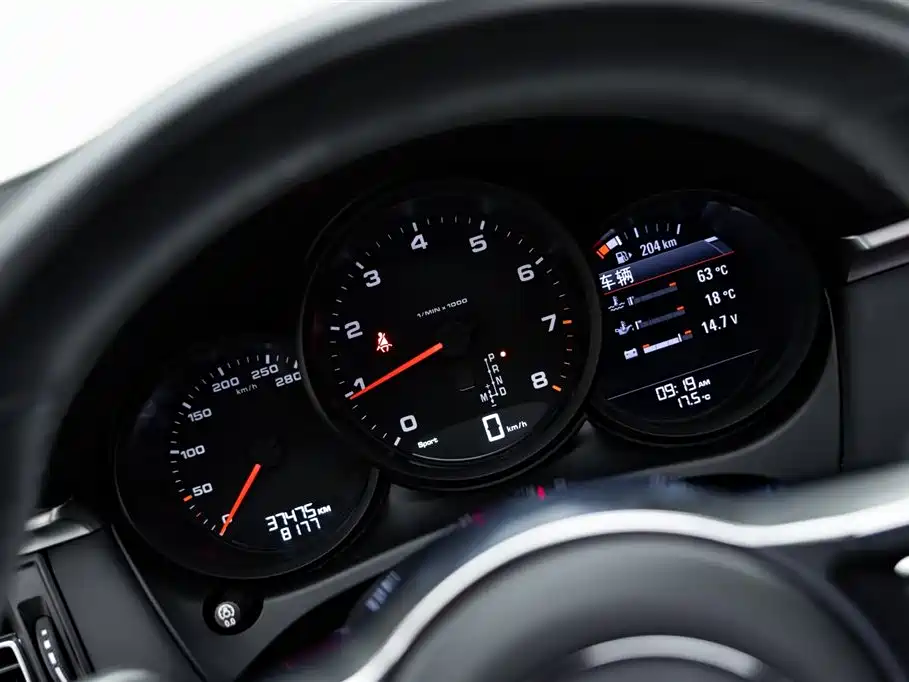 Macan 2018 Macan 2.0T купить на сайте DeffCars