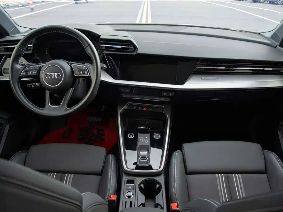 Audi A3 2024 A3L Limousine 35 TFSI Fashionable and Sporty купить на сайте DeffCars