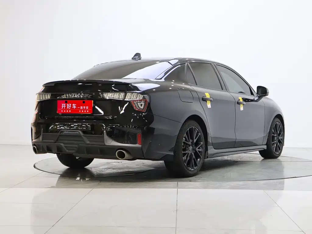 Lynk & Co 03 2022 2.0TD DCT Pro купить на сайте DeffCars