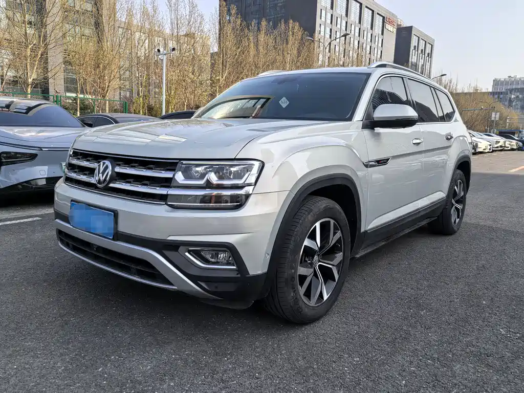 Touron 2019 380TSI four-wheel drive luxury version National VI купить на сайте DeffCars
