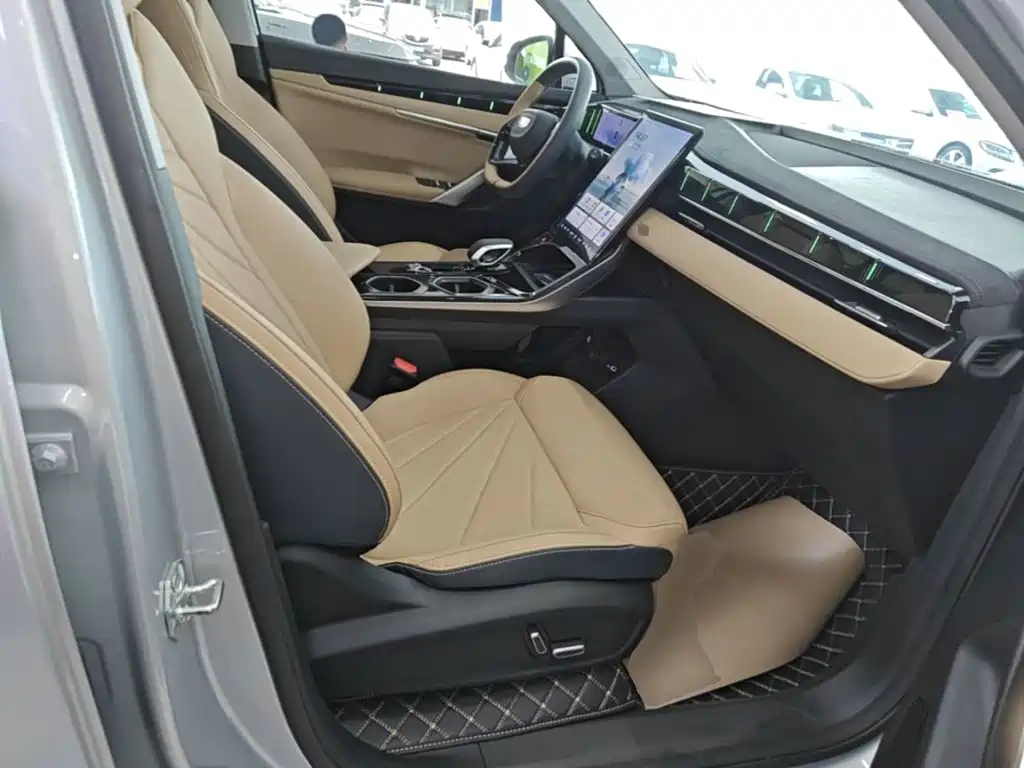 Boyue L 2023 1.5TD DCT premium model купить на сайте DeffCars