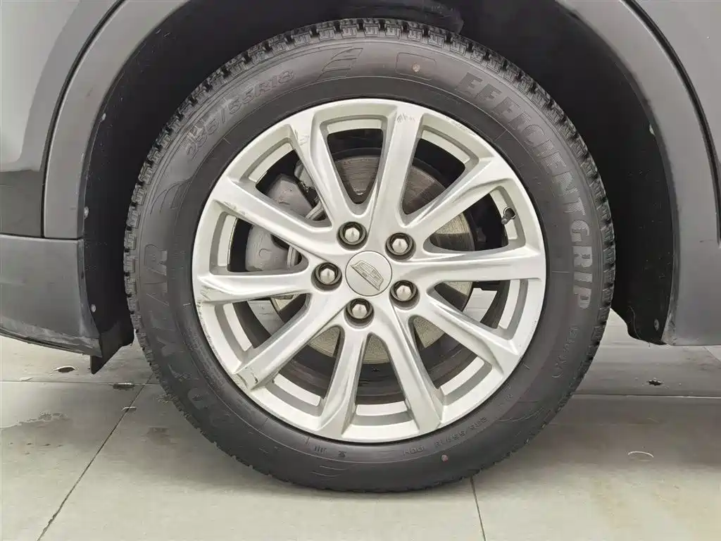 Cadillac XT4 2021 28T two-wheel drive technology купить на сайте DeffCars