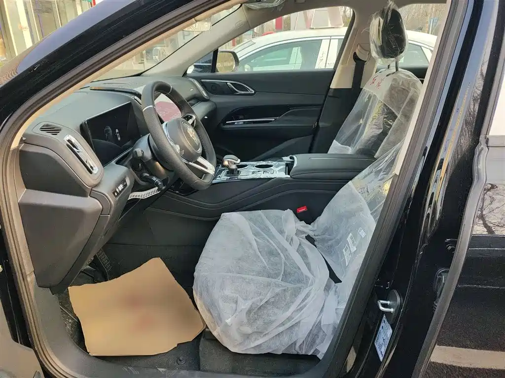 Hongqi HS3 PHEV 2025 model 125km Jinwei PLUS 2 million commemorative edition купить на сайте DeffCars