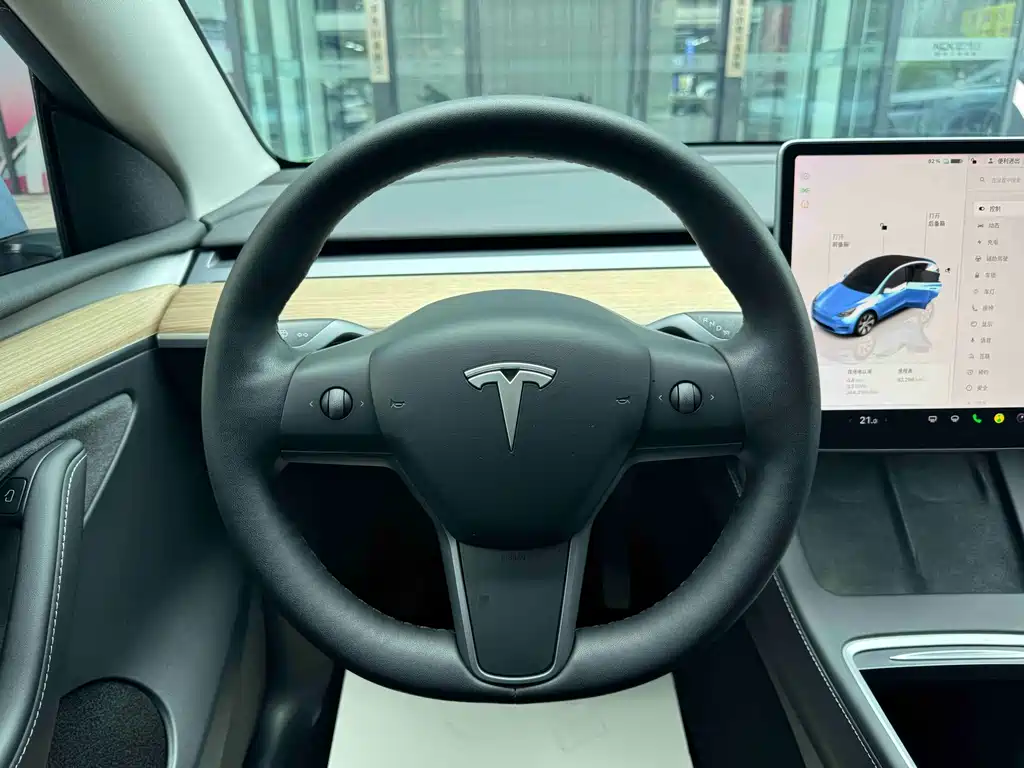 Model Y 2022 rear-wheel drive version купить на сайте DeffCars