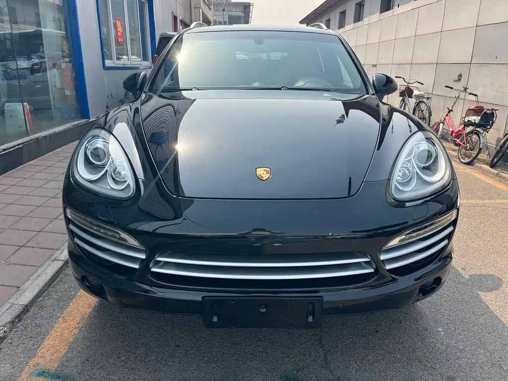 Cayenne 2014 Cayenne Platinum Edition 3.0T купить на сайте DeffCars