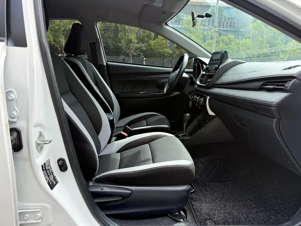 YARiS L Zhixuan 2021 1.5L CVT leading version купить на сайте DeffCars