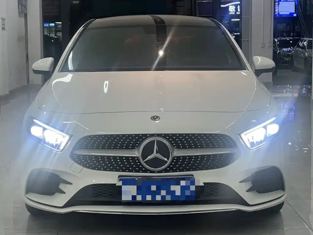 Mercedes-Benz A-Class 2020 A 200 L Sports Sedan купить на сайте DeffCars