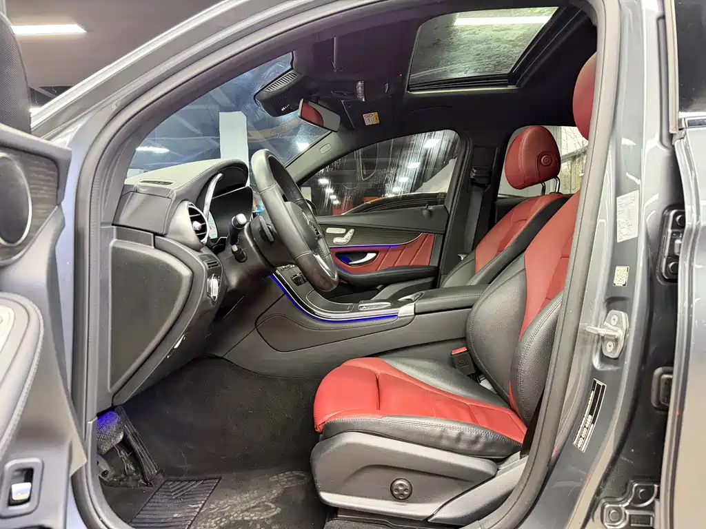 Mercedes-Benz GLC Coupe 2020 GLC 300 4MATIC Coupe SUV купить на сайте DeffCars