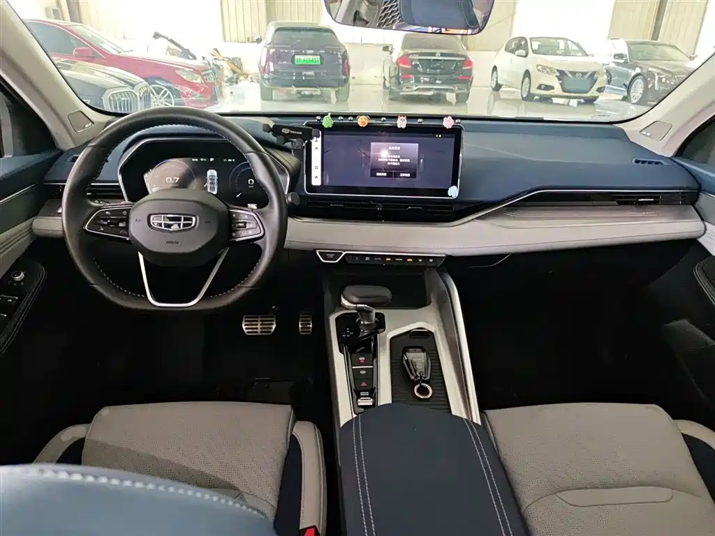 Xingrui 2023 2.0TD Premium Model купить на сайте DeffCars