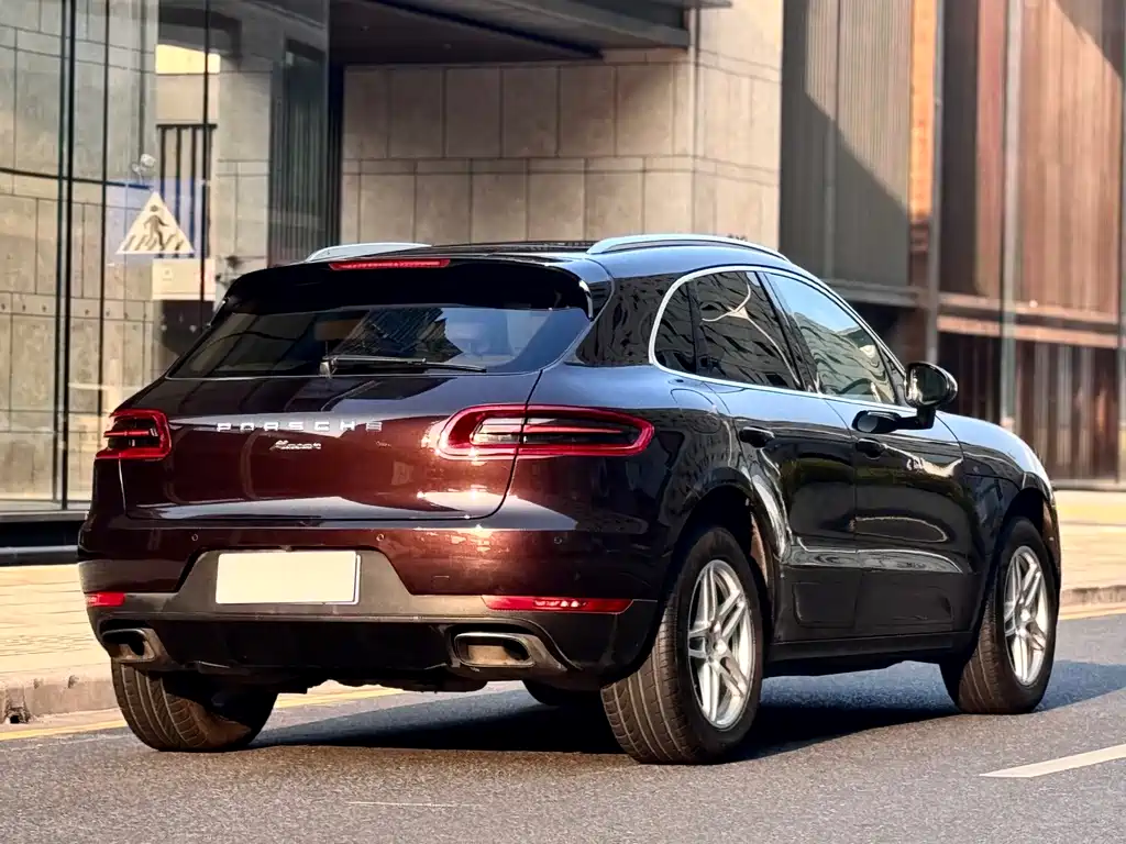 Macan 2017 Macan 2.0T купить на сайте DeffCars