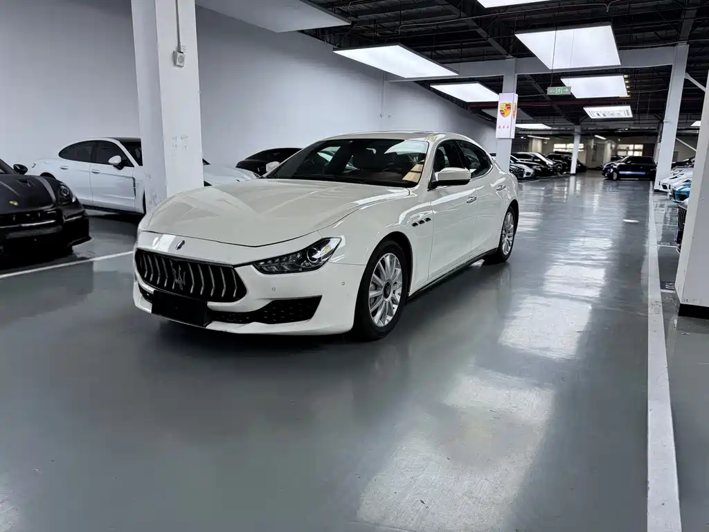 Ghibli 2017 3.0T Standard Edition купить на сайте DeffCars