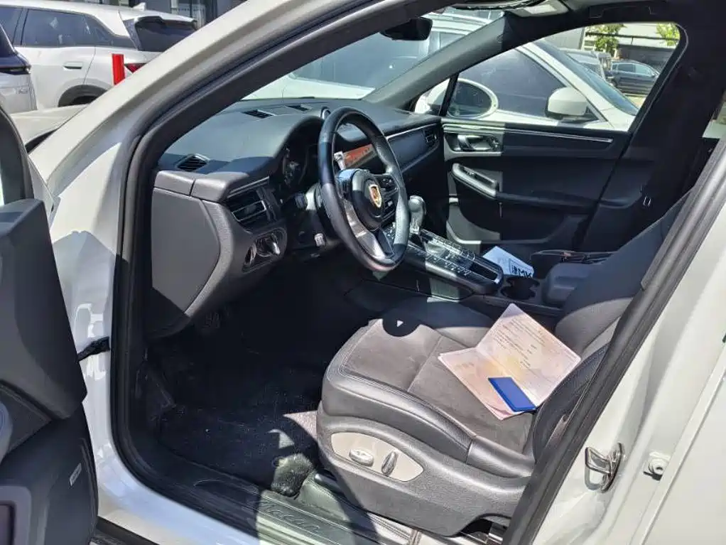 Macan 2021 Macan 2.0T купить на сайте DeffCars