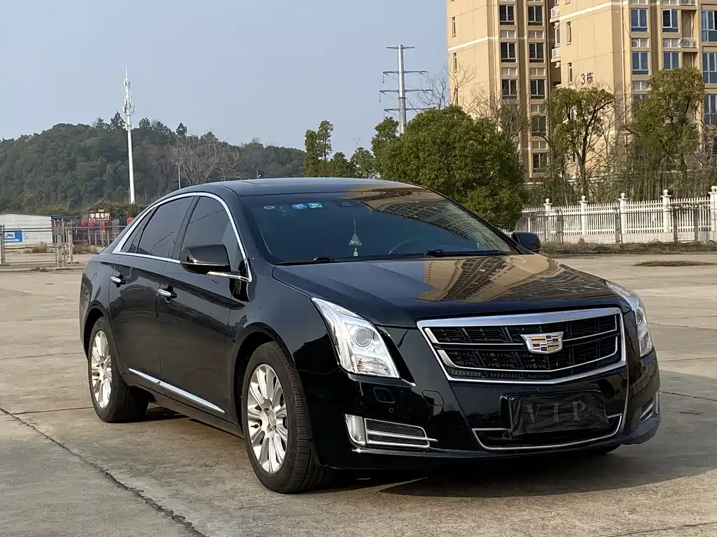 Cadillac XTS 2013 28T leading model купить на сайте DeffCars