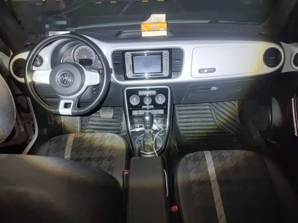 Beetle 2018 180TSI Yile Type купить на сайте DeffCars