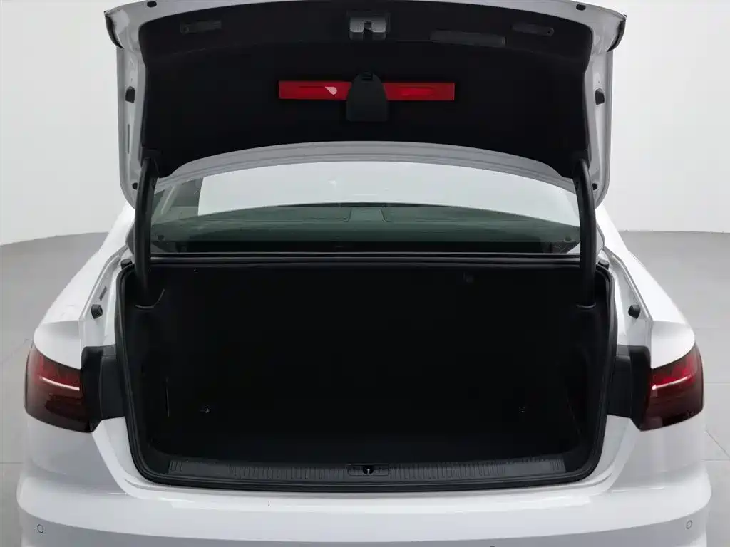 Audi A4L 2020 40 TFSI luxury and dynamic model купить на сайте DeffCars