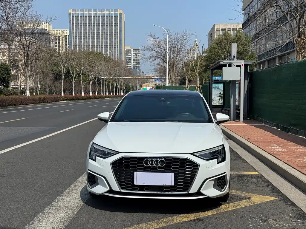 Audi A3 2021 A3L Limousine 35 TFSI Fashionable and Elegant купить на сайте DeffCars