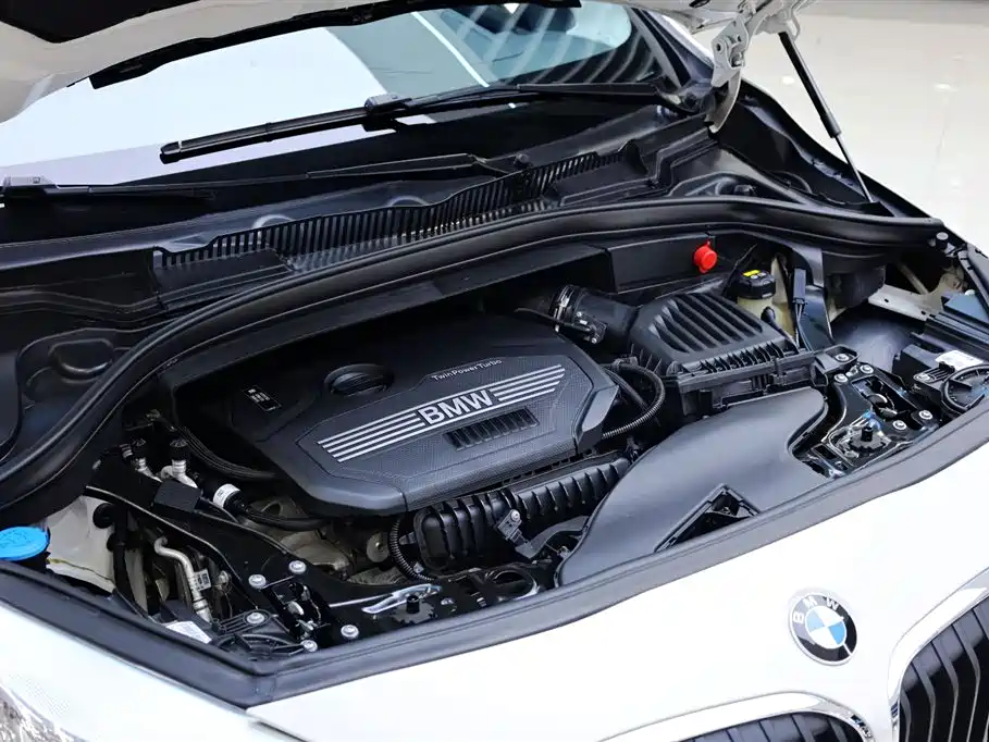 BMW 2 Series Multipurpose Station Wagon 2019 220i Leading Model купить на сайте DeffCars