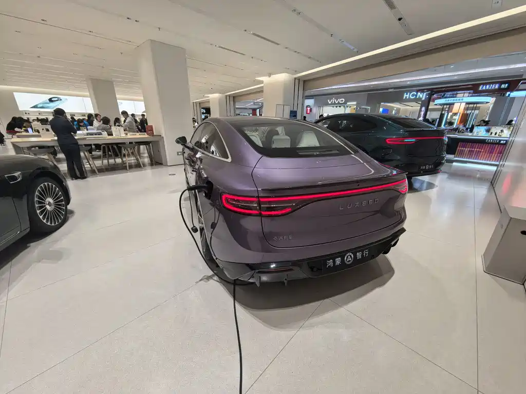 Smart World S7 2025 785km Ultra купить на сайте DeffCars