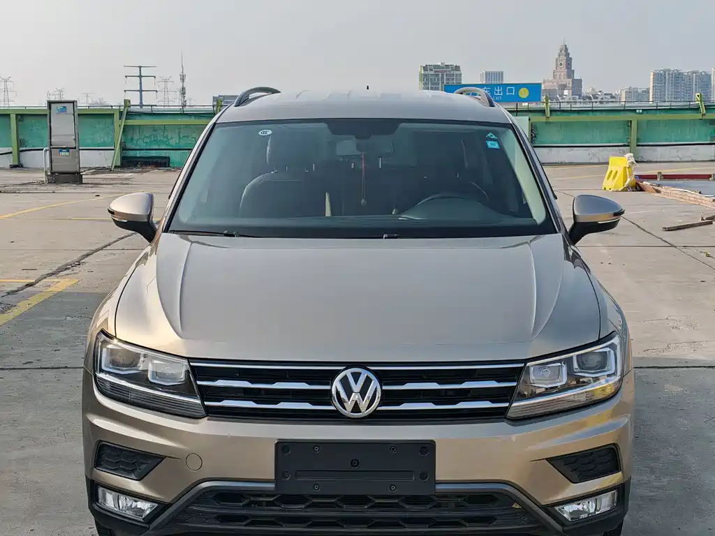 Tiguan L 2017款 330TSI 自动两驱风尚版 купить на сайте DeffCars