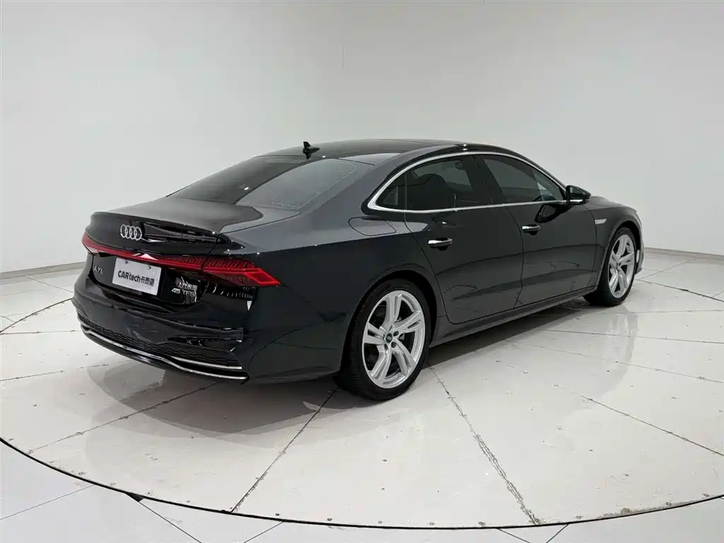 Audi A7L 2022 45 TFSI S-line Dream Future Edition купить на сайте DeffCars