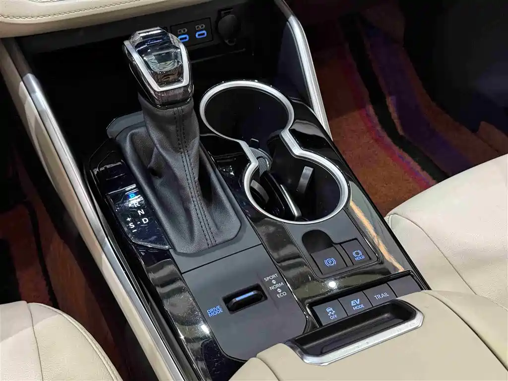 Highlander 2022 dual engine 2.5L four-wheel drive premium version 7 seats купить на сайте DeffCars