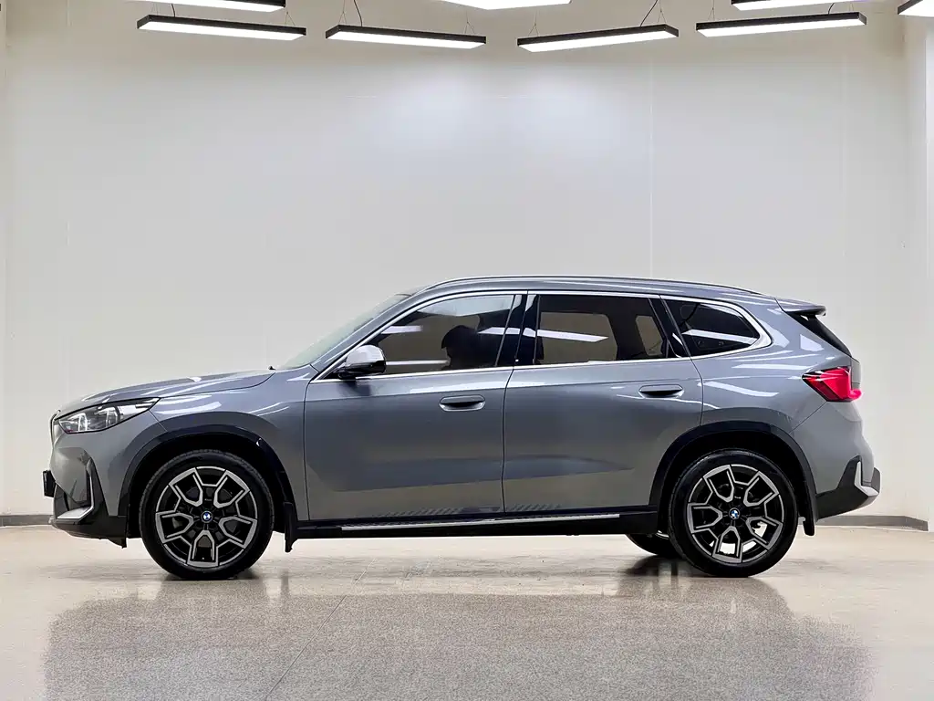 BMW X1 2023 sDrive25Li X Design Package купить на сайте DeffCars