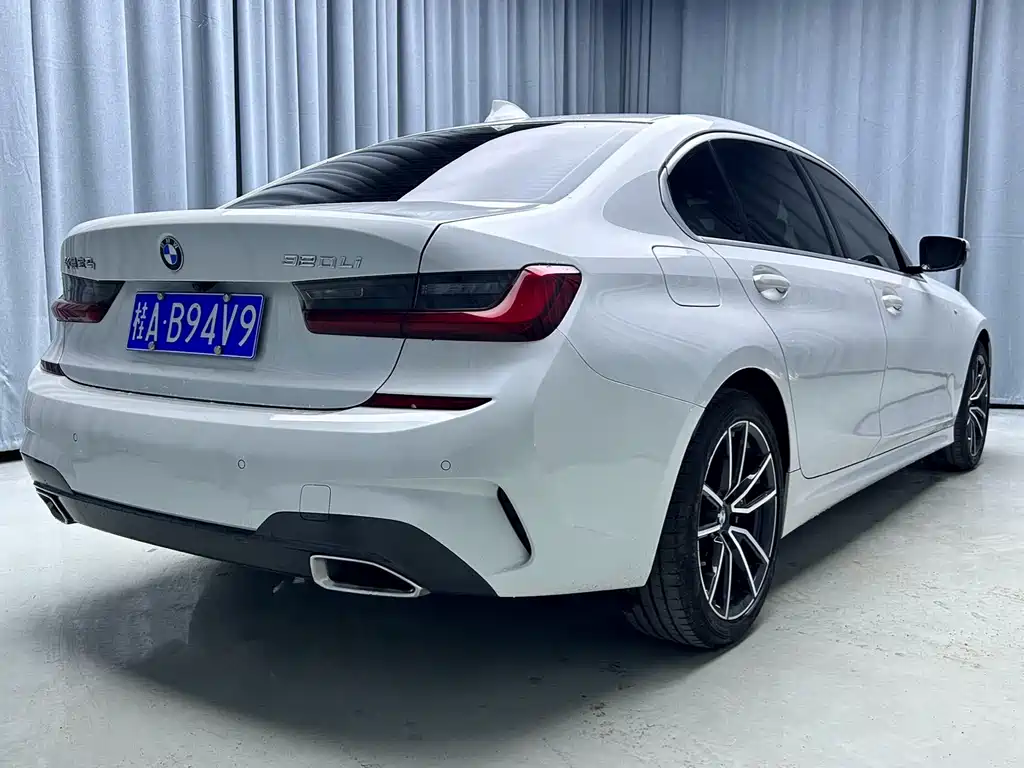 BMW 3 Series 2022 320Li M Sports Package купить на сайте DeffCars