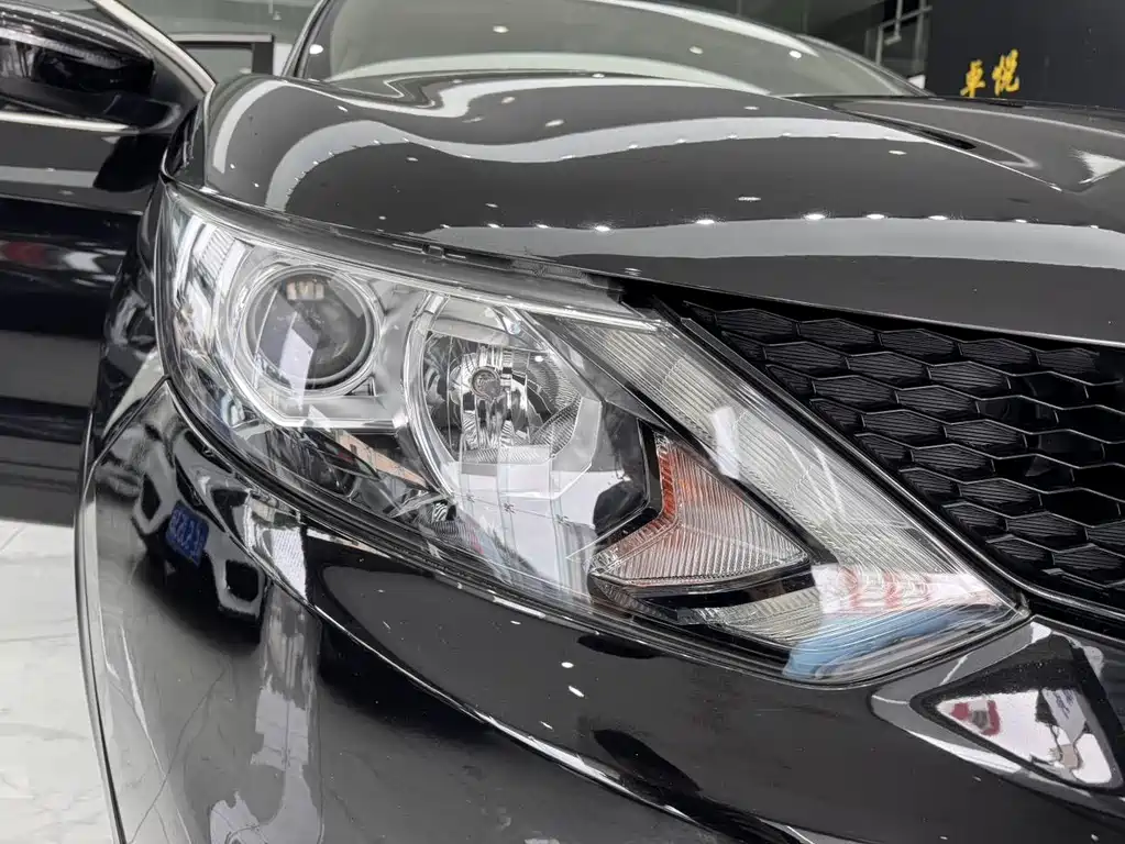 Qashqai 2017 2.0L CVT Elite Edition National V купить на сайте DeffCars