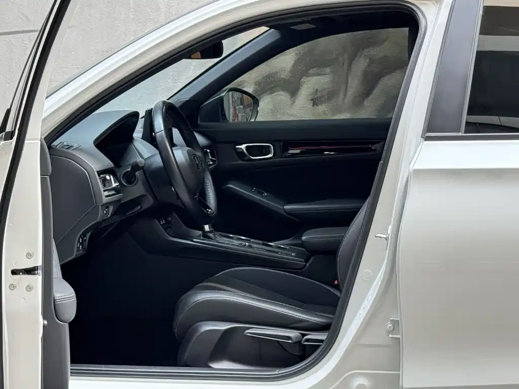 Civic 2022 240TURBO CVT combustion version купить на сайте DeffCars