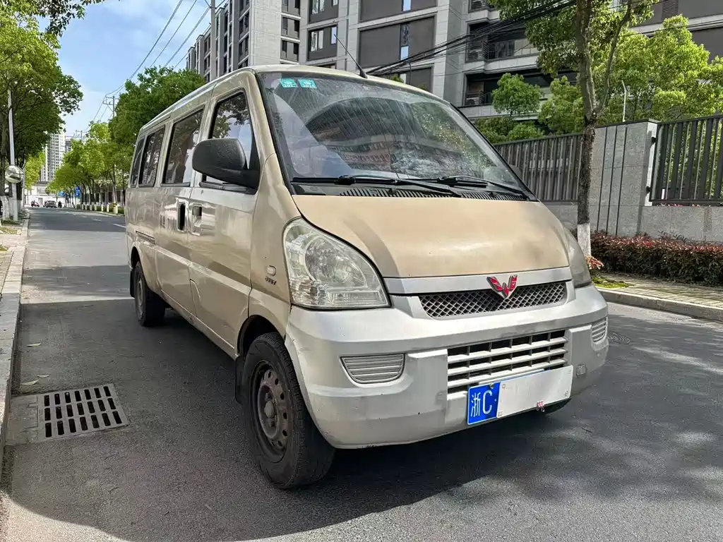 Wuling Rongguang 2017 1.5L extended basic model купить на сайте DeffCars