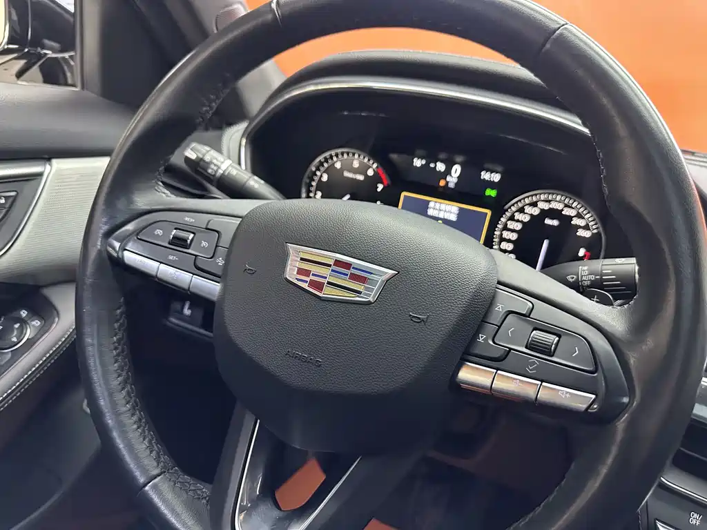 Cadillac CT5 2021 28T luxury model купить на сайте DeffCars